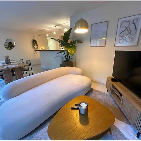 Apartment Superbe Avec Jardin Quart Mazarin